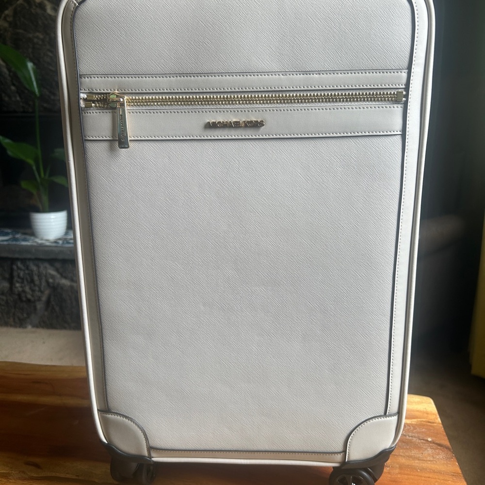 Michael Kors carry on Luggage. NEW!
